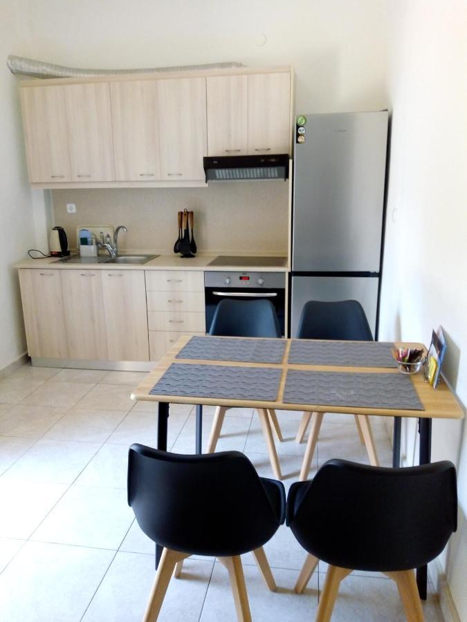 דירות סטאברוס Maza House מראה חיצוני תמונה